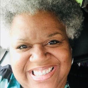 Meet your Posher, Cindy